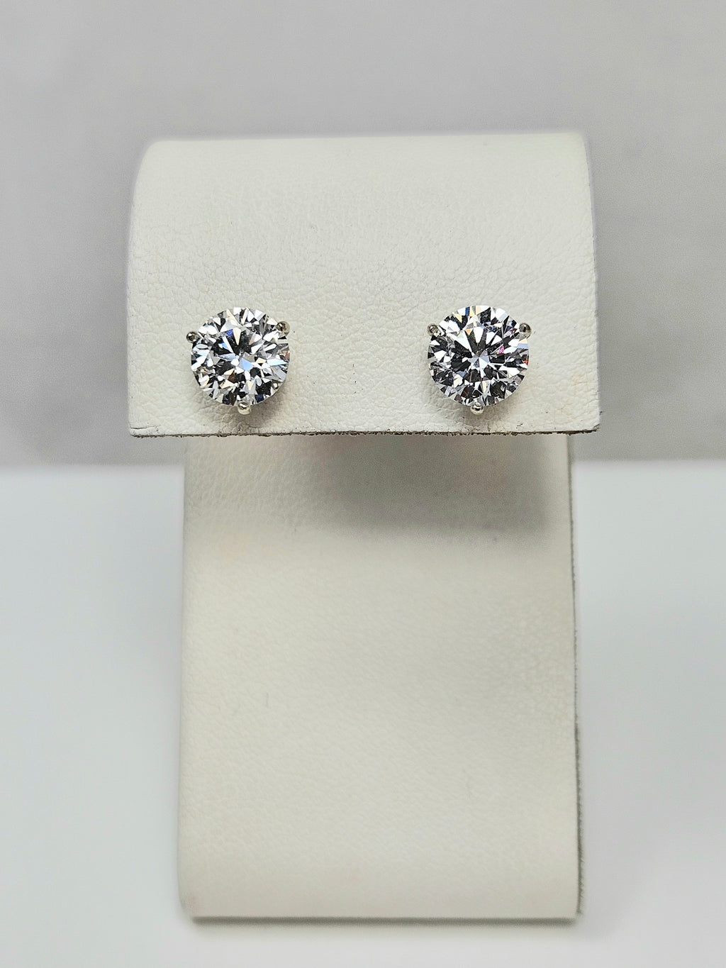 NEW IGI Certified 3.08ctw Round Brilliant Lab Grown Diamond 14k White Gold Stud Earrings VVS2-E