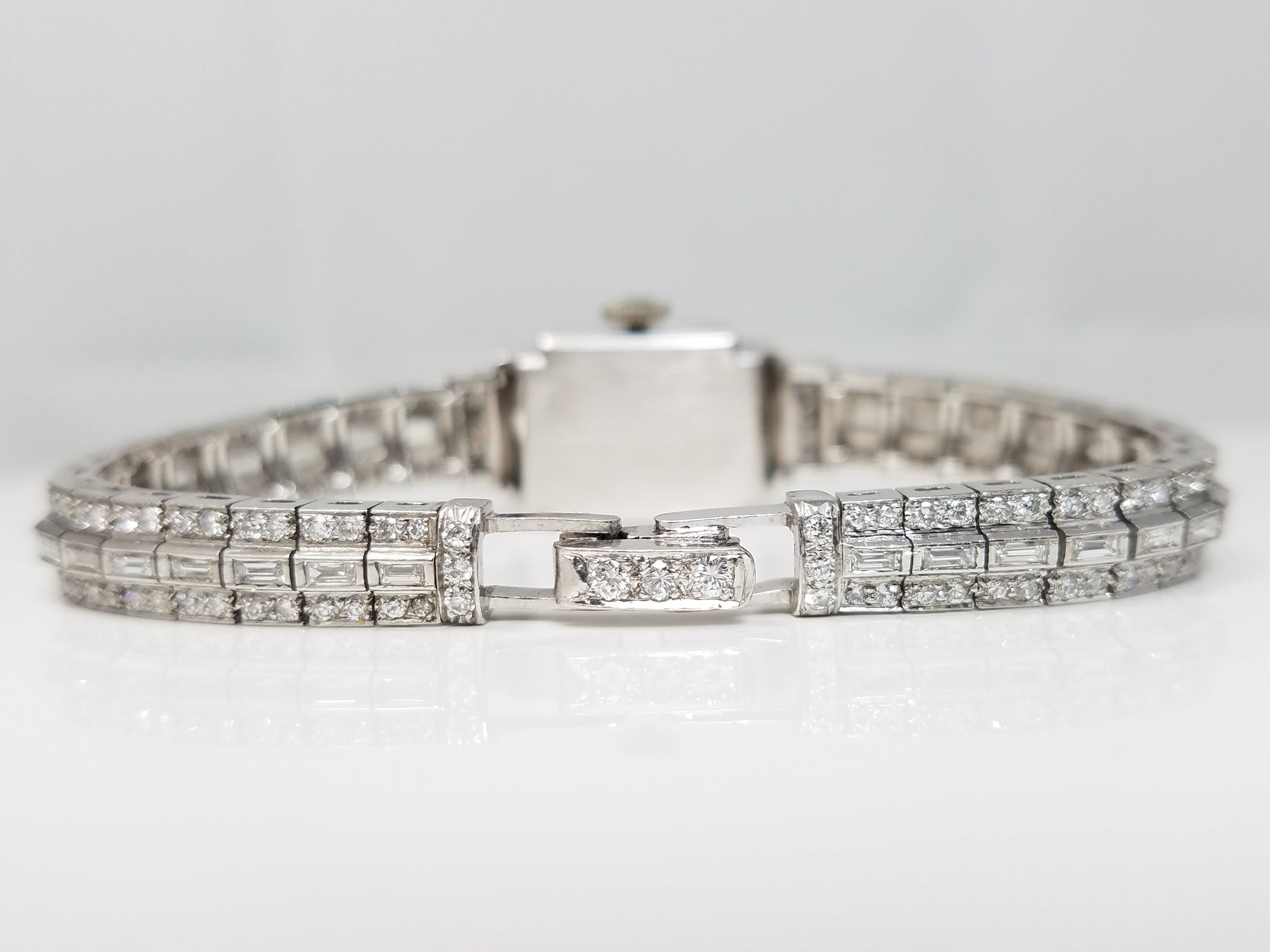 Exquisite Platinum 1950's Ladies Natural Diamond Designer Wind Up Watch