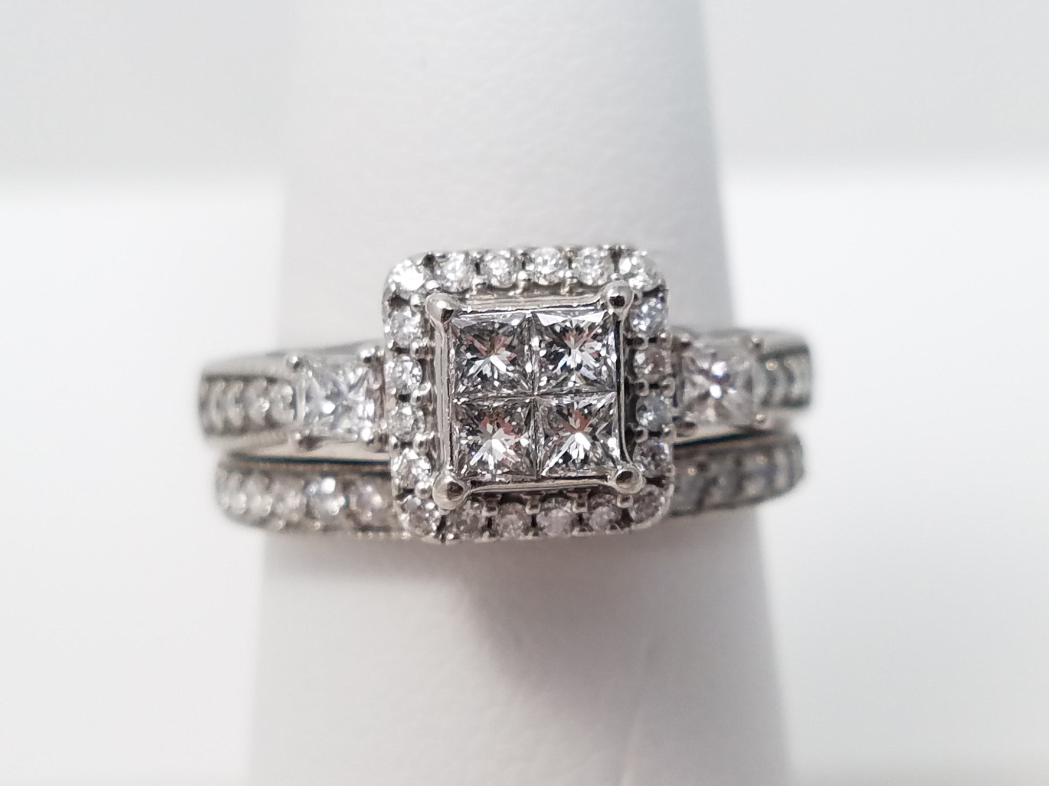 1ctw Natural Diamond 10k White Gold Engagement Ring Set