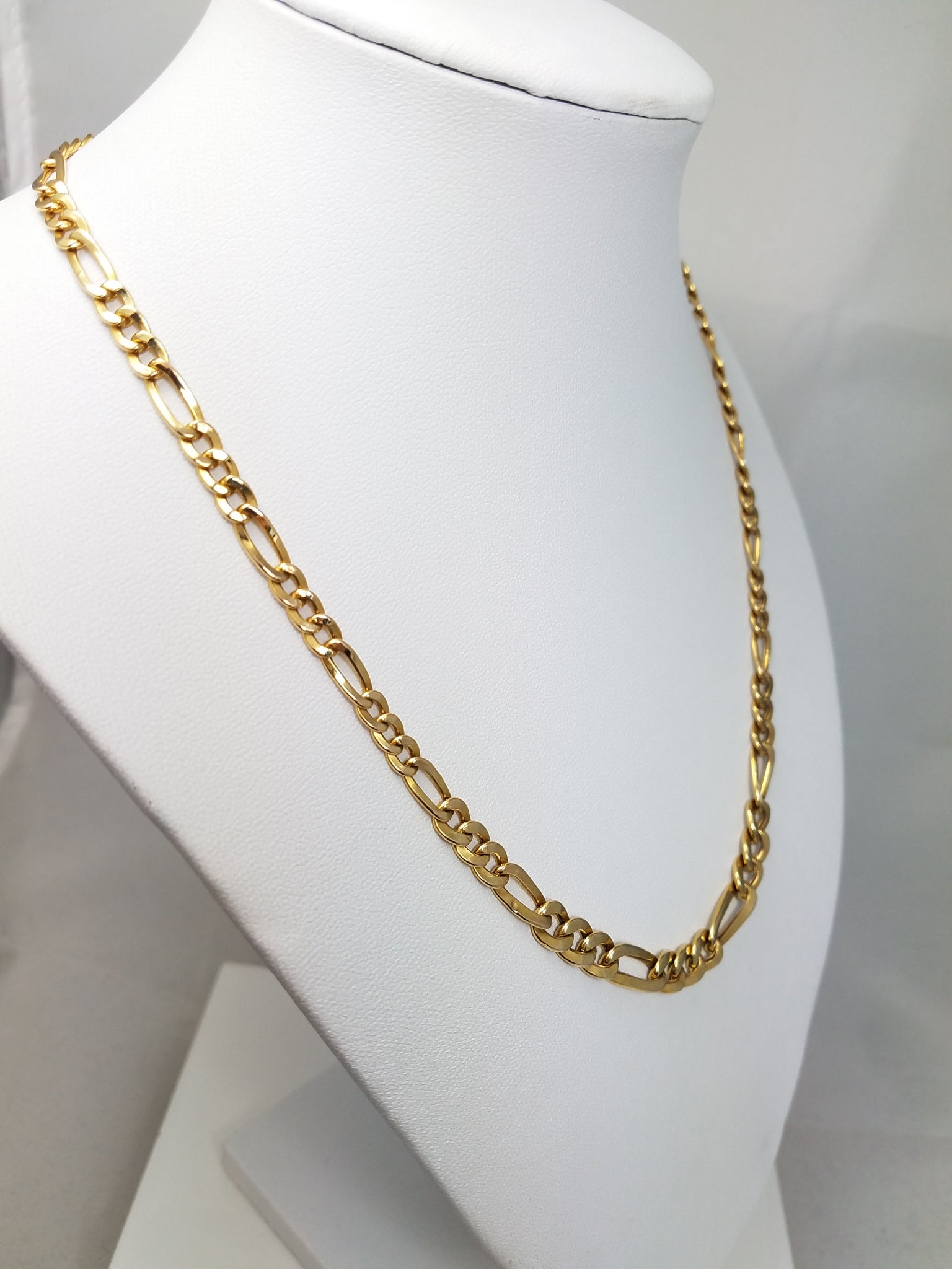 18" 14k Hollow Graduated Figaro Gold Chain Necklace Italy