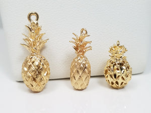 Three 14k Hollow Yellow Gold Pineapple Charm/Pendant Lot