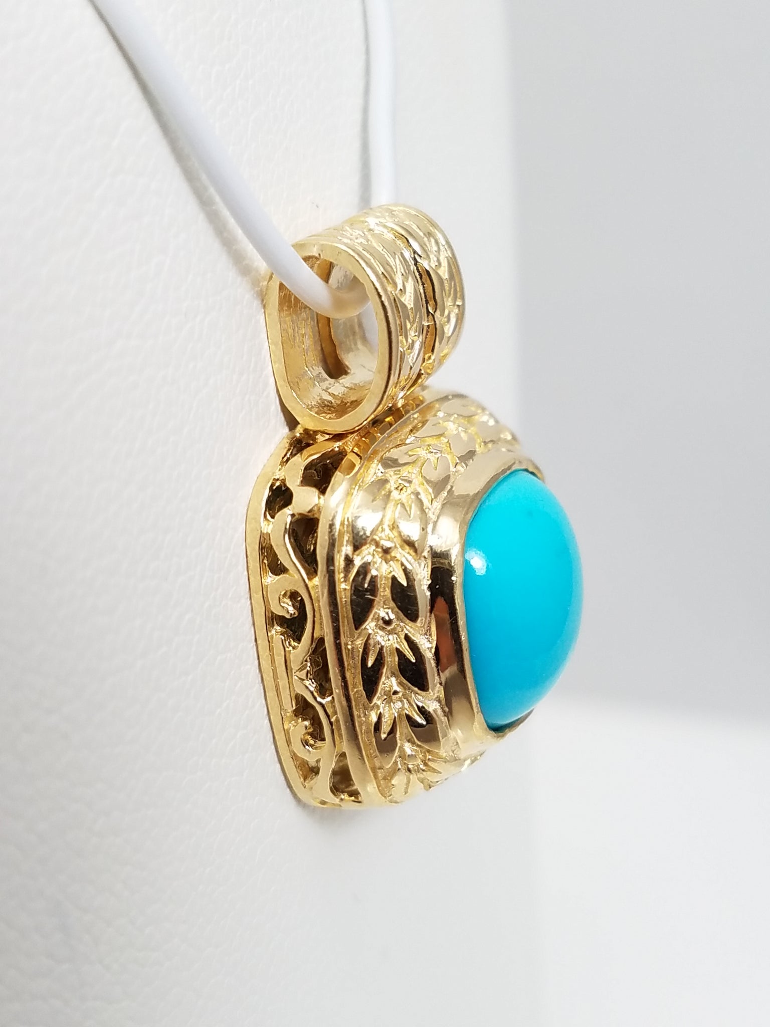 Sweet Natural Turquoise 14k Yellow Gold Pendant