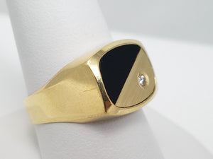 14k Yellow Gold Men's Onyx Natural Diamond Ring