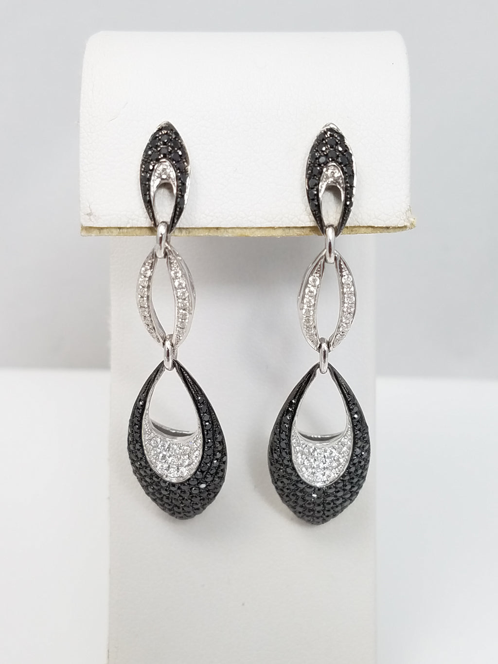 New! 14k White Gold 2ctw Black White Diamond Dangle Earrings