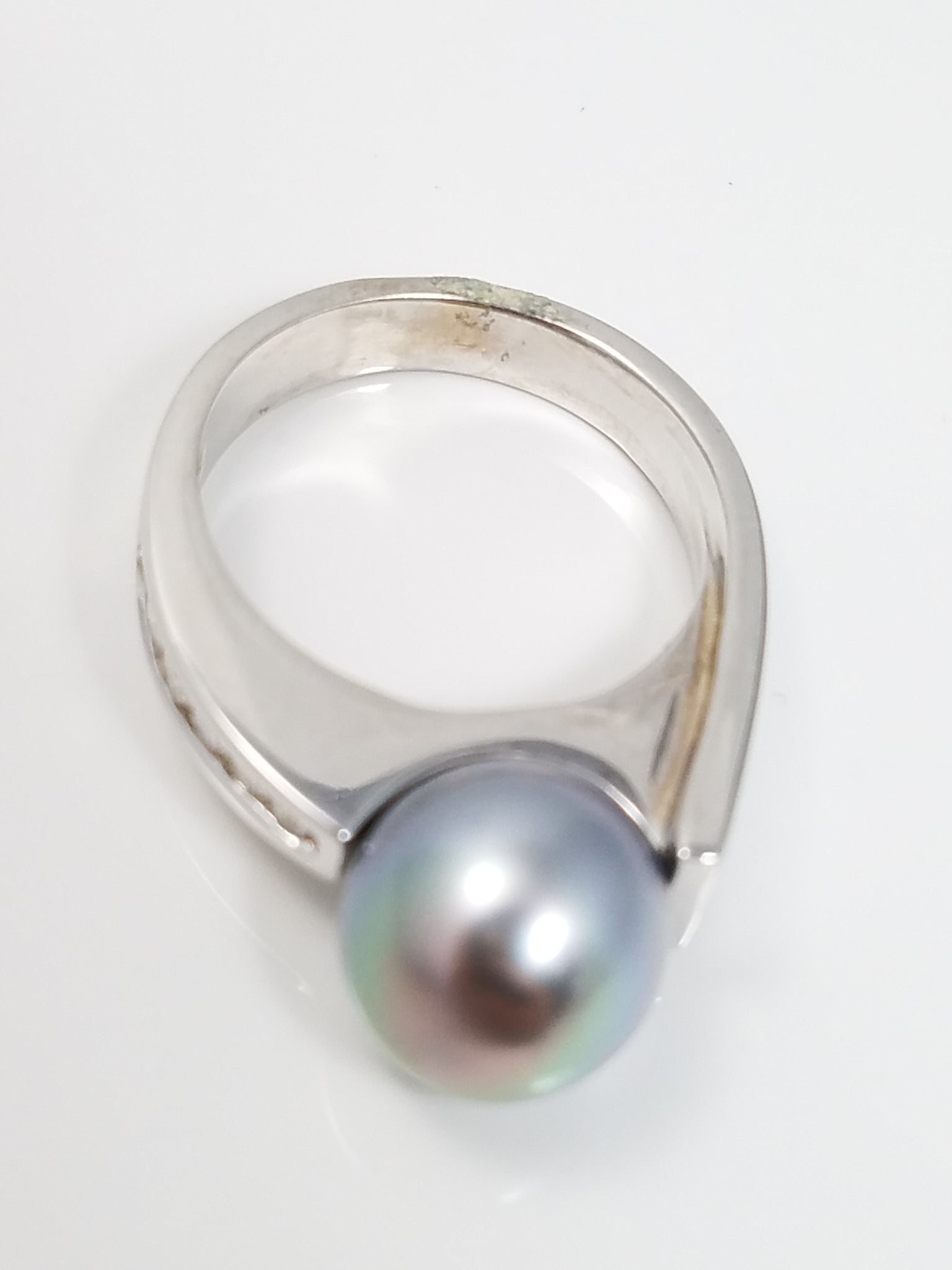 Vogue Modern 14k White Gold 10.5mm Tahitian Pearl Natural Diamond Ring