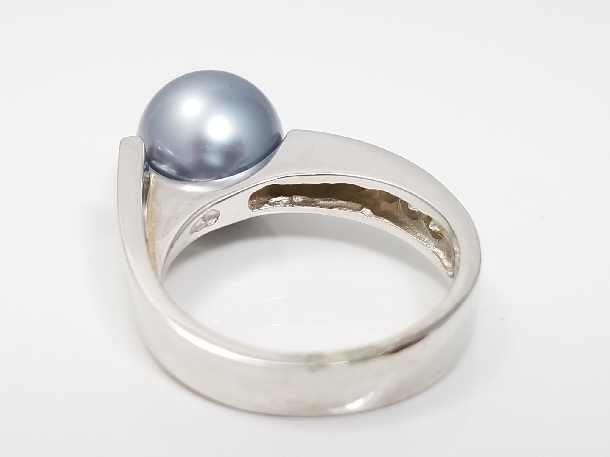 Vogue Modern 14k White Gold 10.5mm Tahitian Pearl Natural Diamond Ring