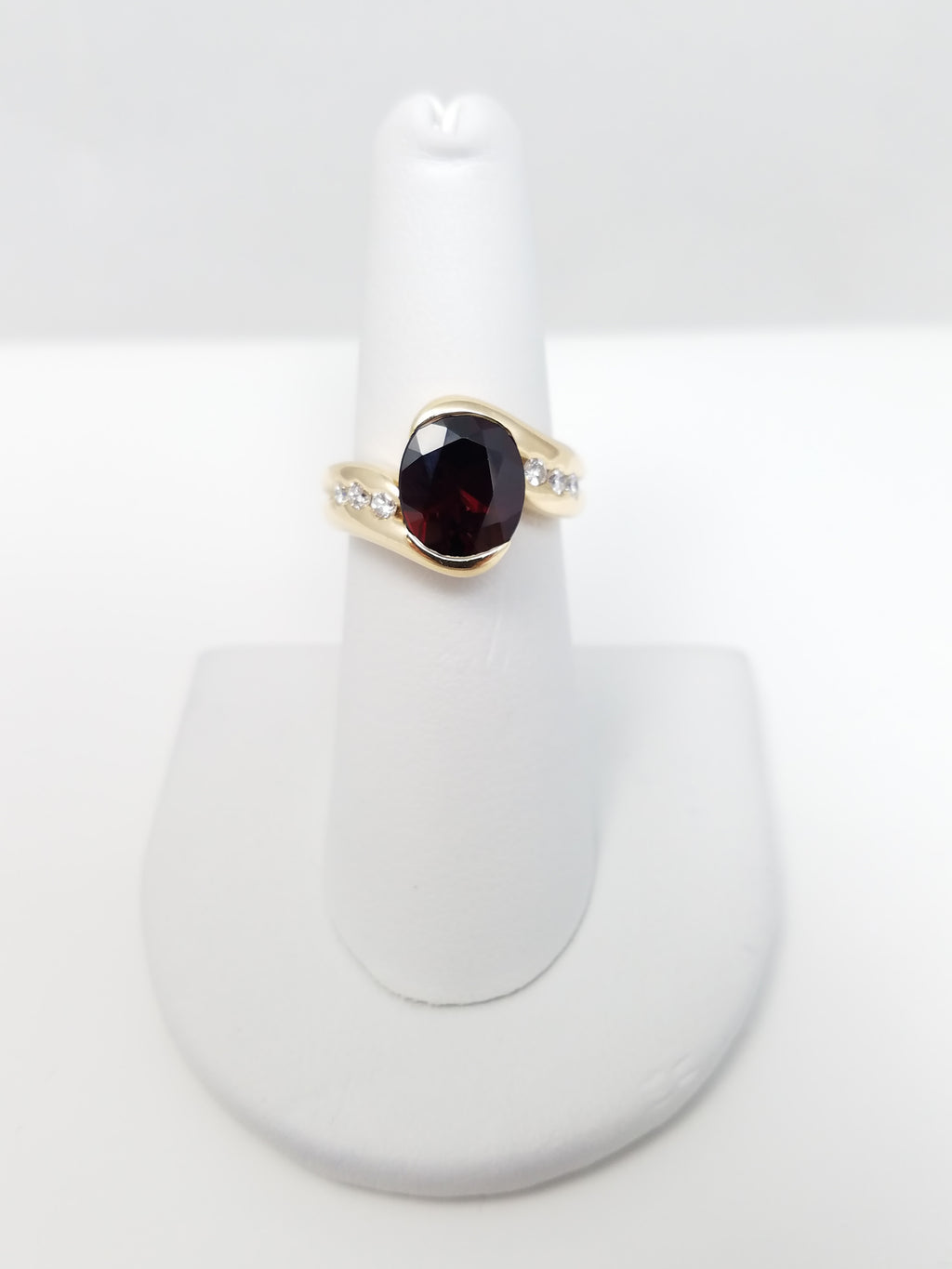 Elegant 14k Yellow Gold Natural Garnet Diamond Custom Ring
