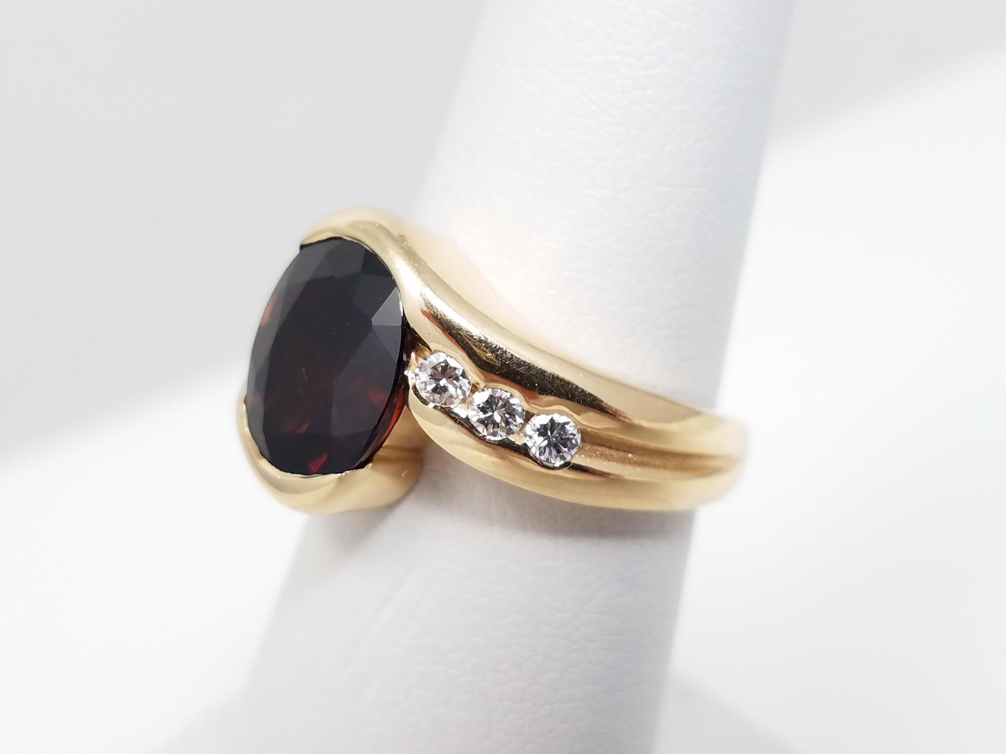 Elegant 14k Yellow Gold Natural Garnet Diamond Custom Ring