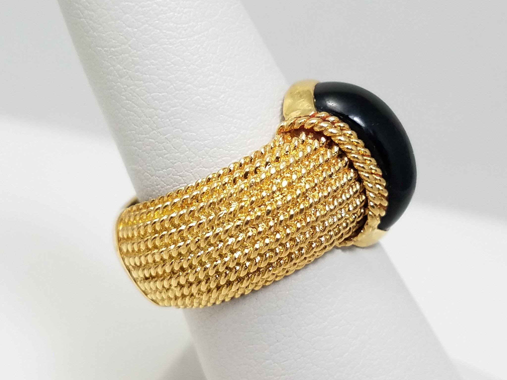 $3500 18k Yellow Gold Natural Onyx Roberto Coin Ribbed Ring