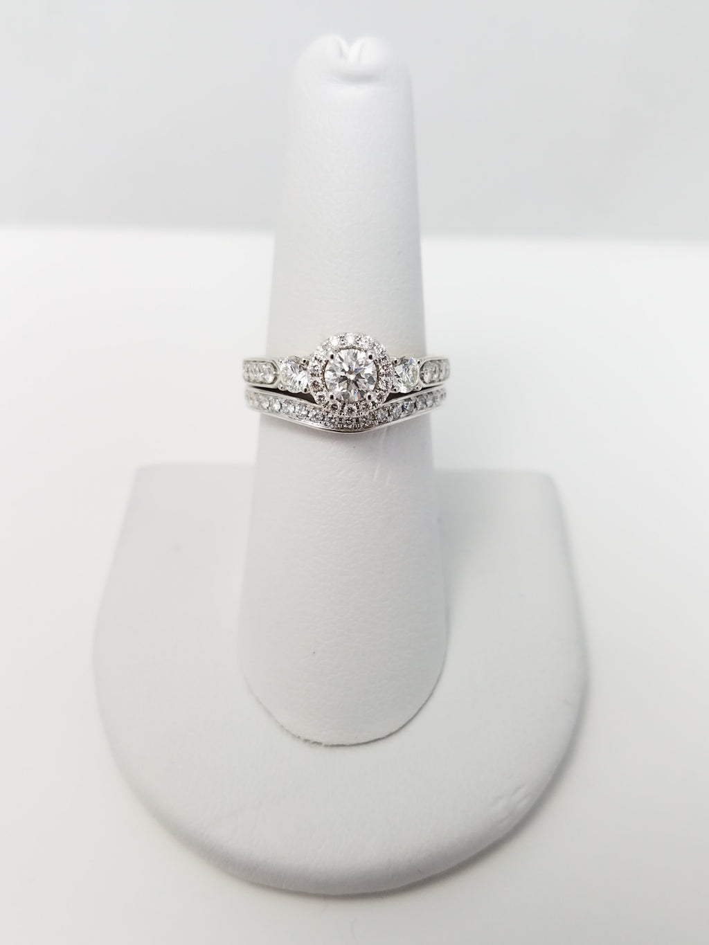 $4500 Disney 14k Two Tone Gold Natural Diamond Wedding Ring Set