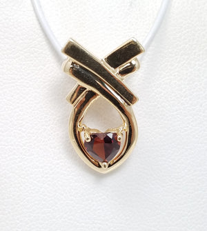 Pretty 1/2ct Natural Garnet Heart 14K Yellow Gold Pendant