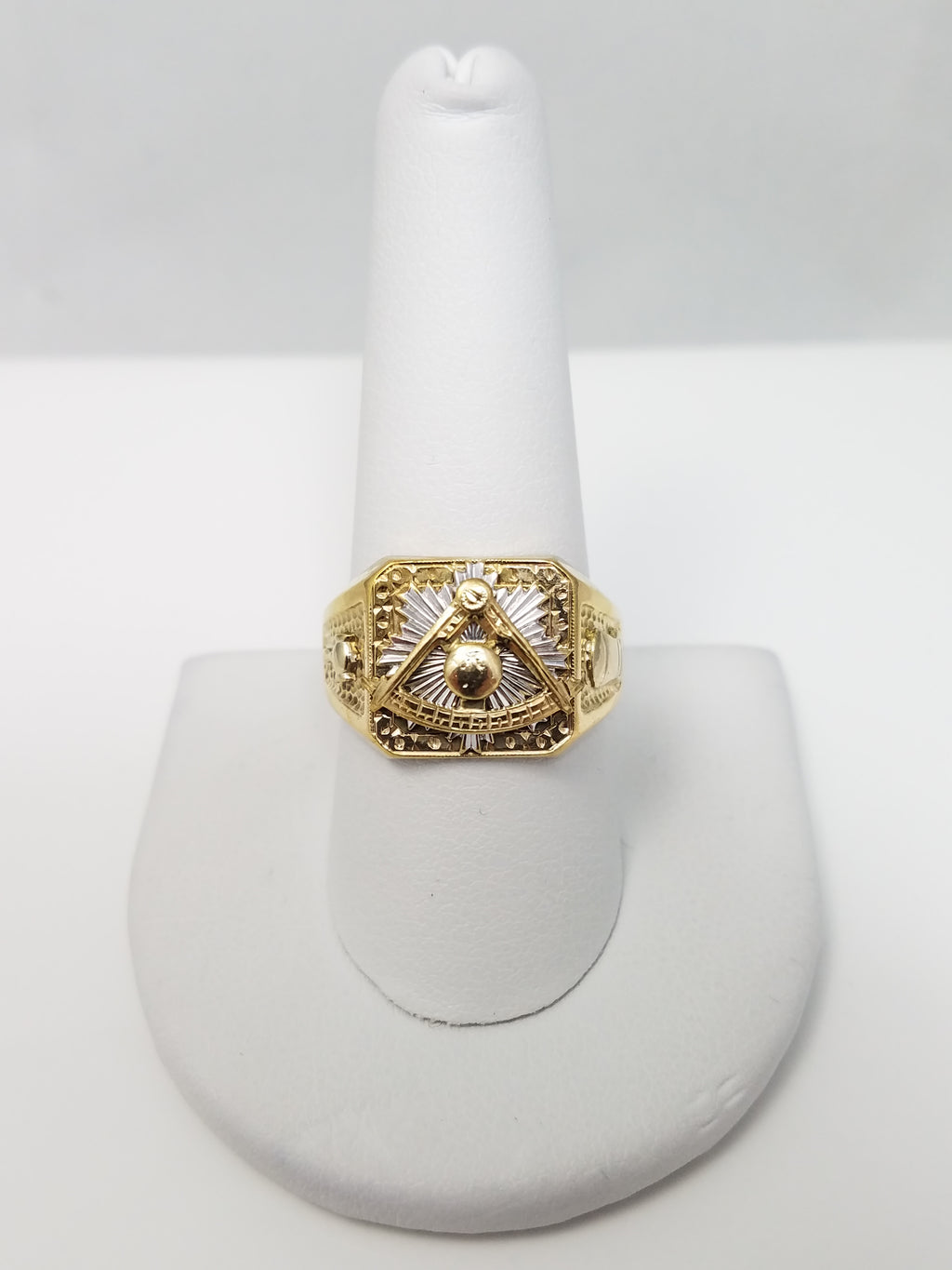 Vintage 10k Yellow Gold Masonic Ring