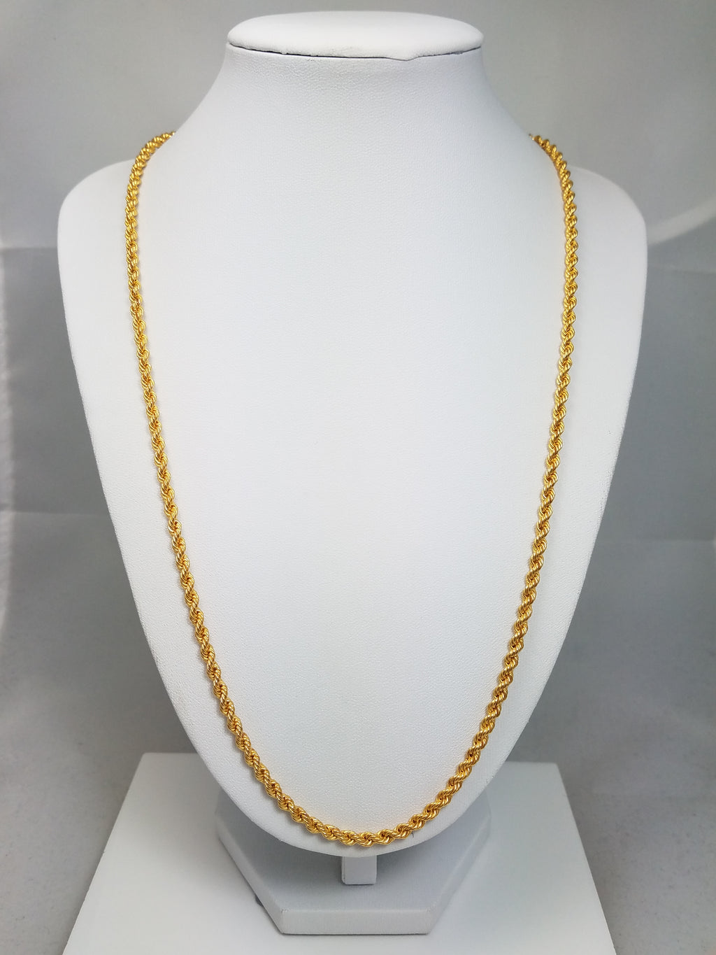 23" Striking 22k Yellow Gold Rope Chain Necklace