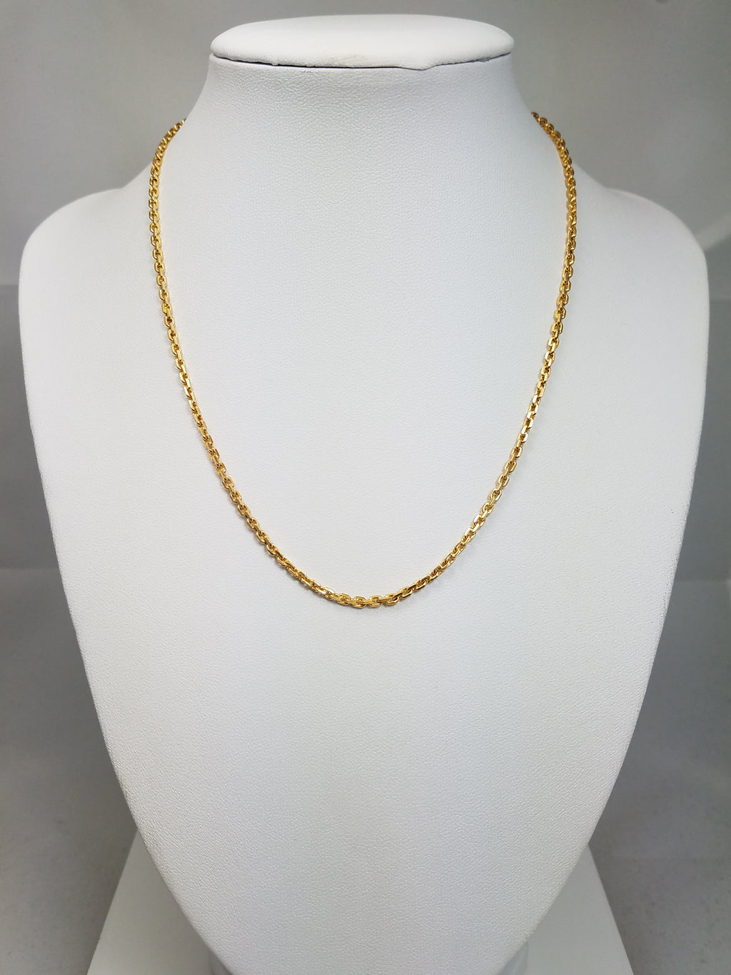 Radiant 20.5k Yellow Gold Anchor Link 16" Necklace