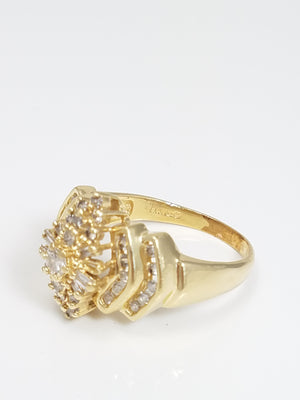 Sparkly 14k Yellow Gold Natural Diamond Cluster Ring