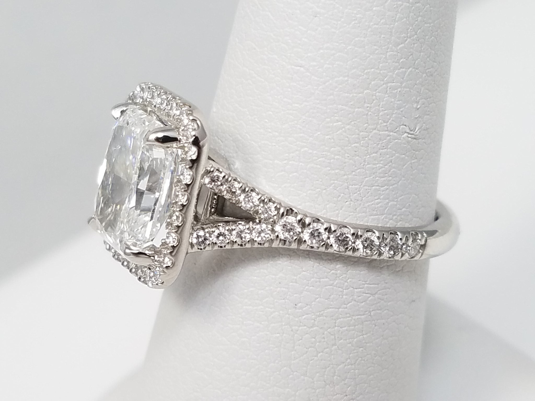 New! GIA 3.00ct F-SI2 Natural Diamond Platinum Engagement Ring