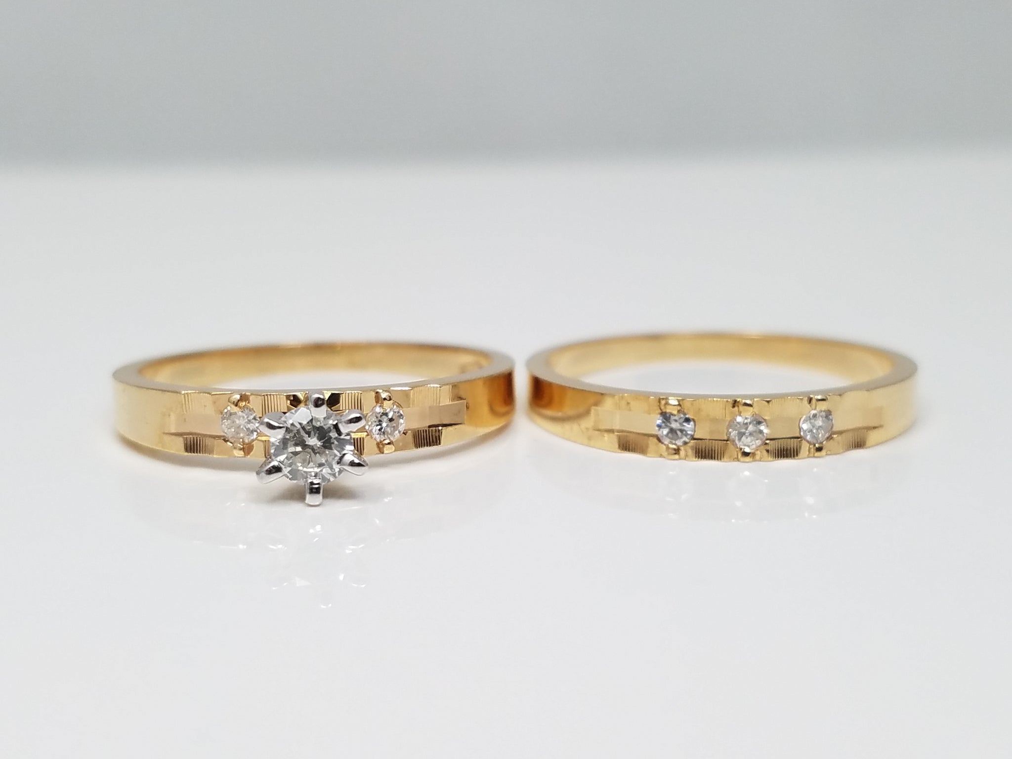 New! Natural Diamond 14k Gold Engagement Ring & Band Set