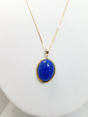 Eye Catching 18" 14k Yellow Gold Chalcedony Scarab Pendant Necklace