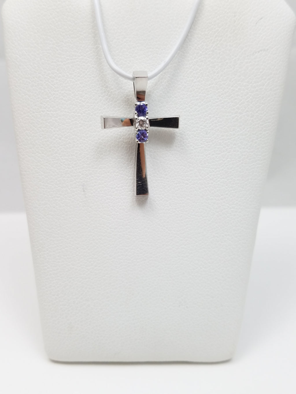 Attractive 14k White Gold Diamond Tanzanite Cross Pendant