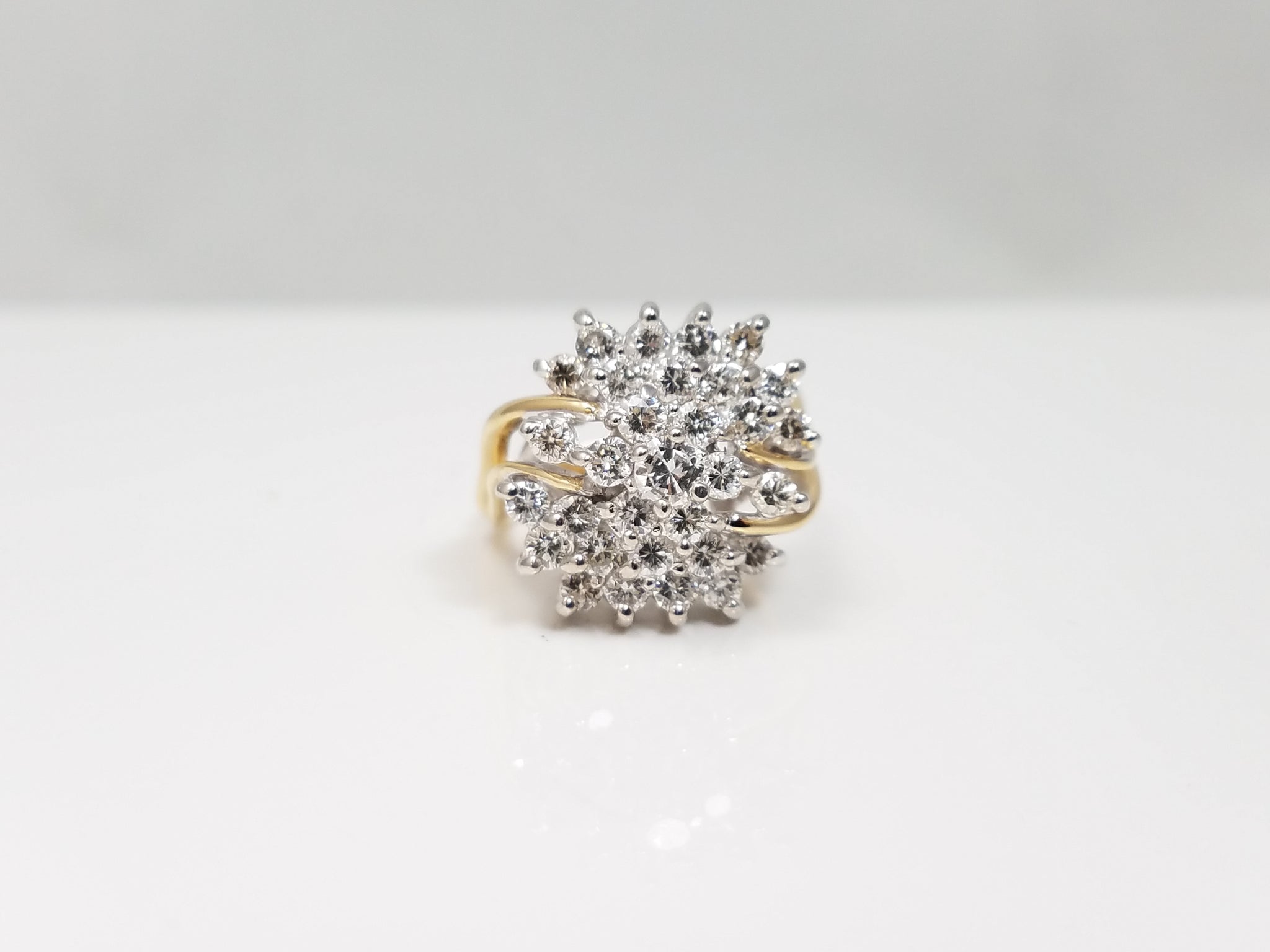 Fashionable 14k Yellow Gold Natural Diamond Cluster Ring