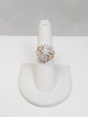 Fashionable 14k Yellow Gold Natural Diamond Cluster Ring