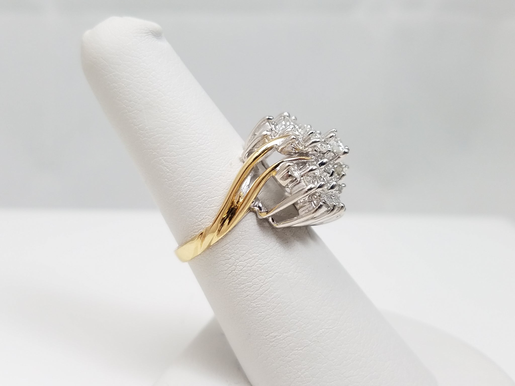 Fashionable 14k Yellow Gold Natural Diamond Cluster Ring