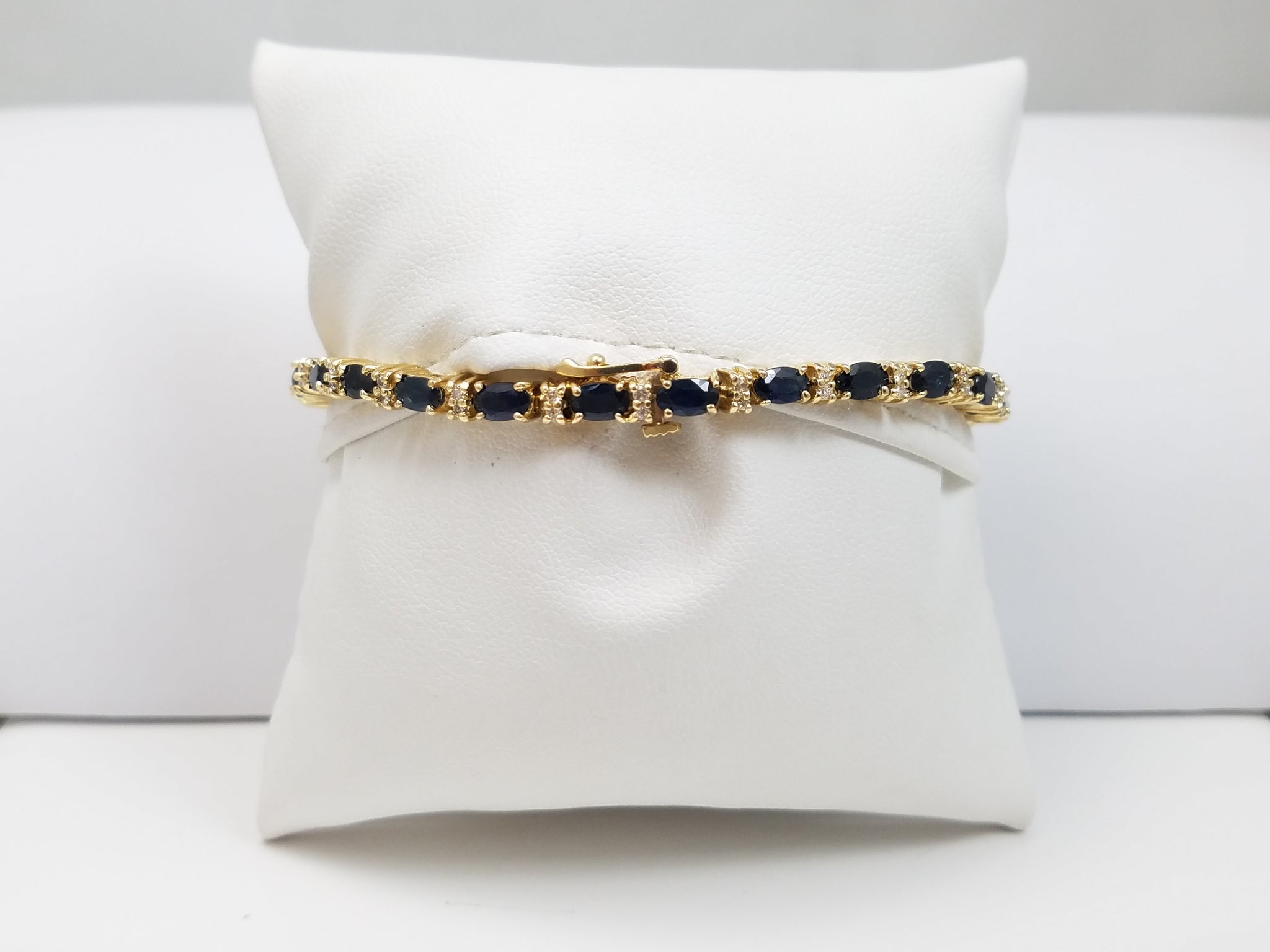 Radiant 6.75" 14k Yellow Gold Natural Sapphire Diamond Tennis Bracelet