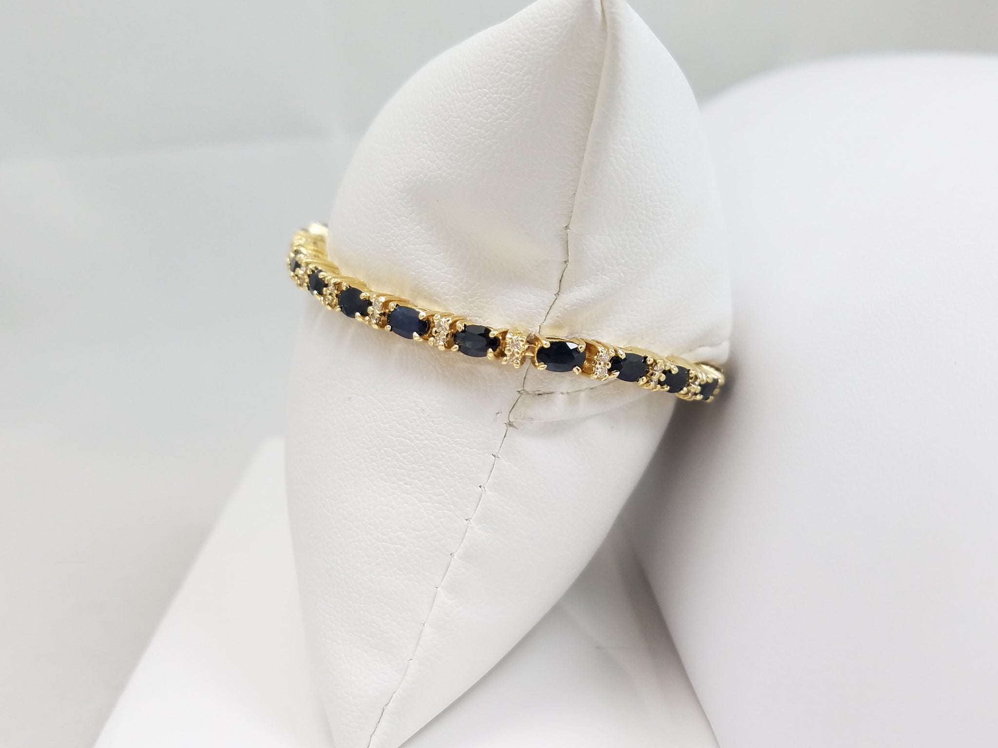 Radiant 6.75" 14k Yellow Gold Natural Sapphire Diamond Tennis Bracelet