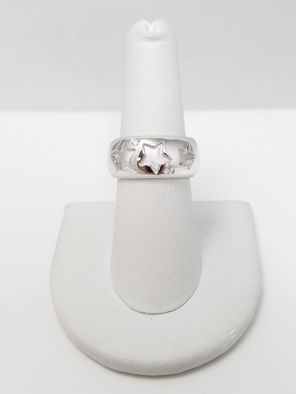 New! Dazzling 18k White Gold Salvini Natural Diamond Ring Band