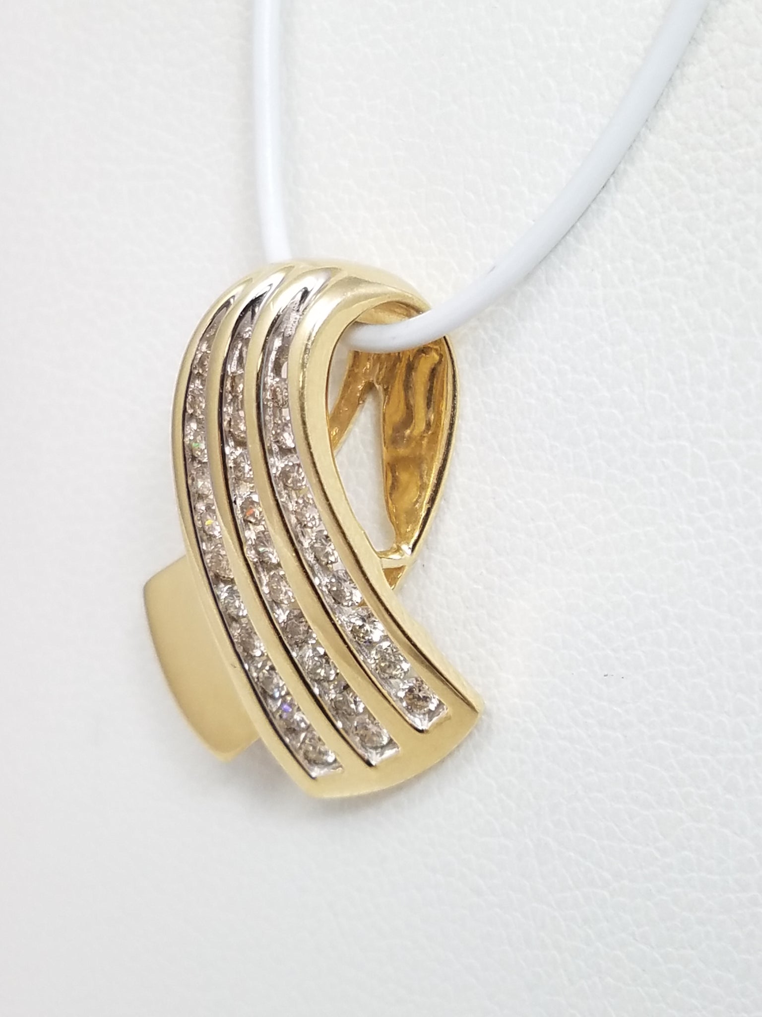 Luxurious 14k Yellow Gold Natural Diamond Pendant Slide