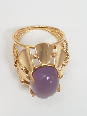 Mesmerizing Vintage 14k Gold Chalcedony Ring