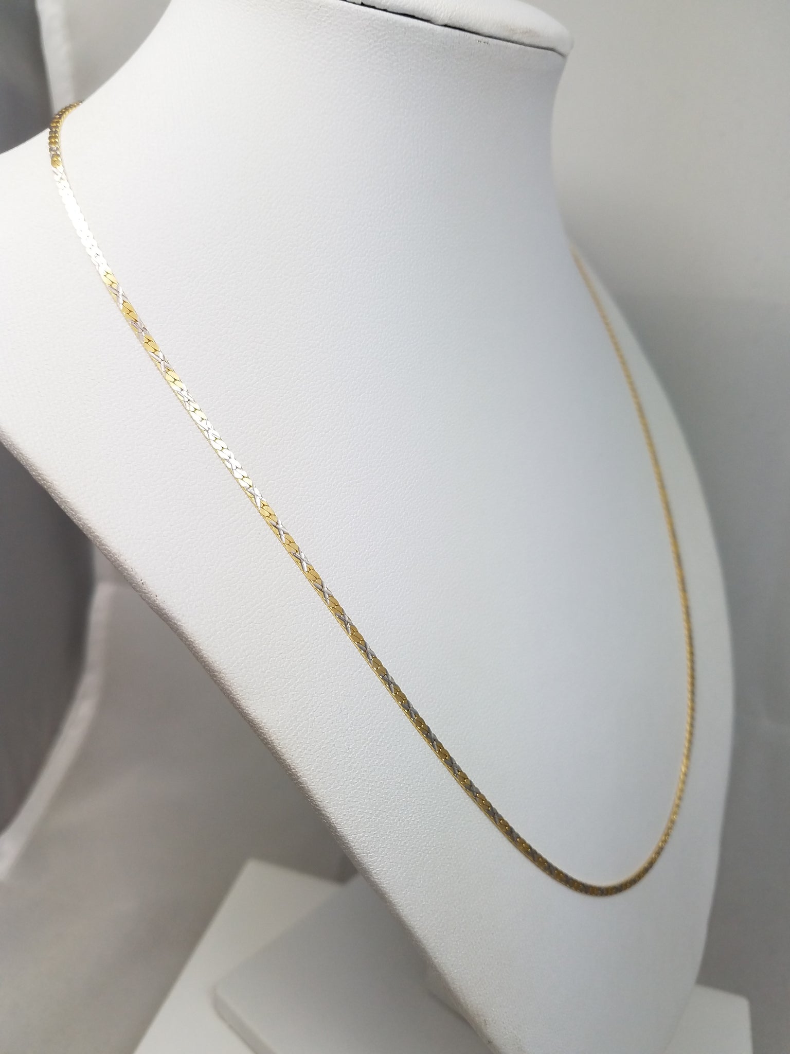 Stylish 20" Solid 18k Two Tone Gold Diamond Cut Herringbone Chain