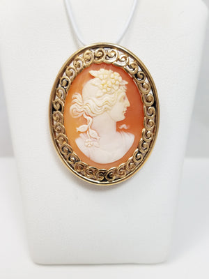 Vintage Natural Shell Cameo 14k Yellow Gold Brooch/Pendant