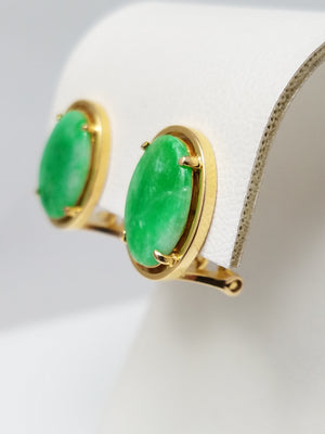 Soothing Vintage 14k Yellow Gold Natural Jade Earrings