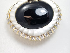 Vintage 18k Yellow Gold Natural Onyx Mother Of Pearl Diamond Pendant/Brooch