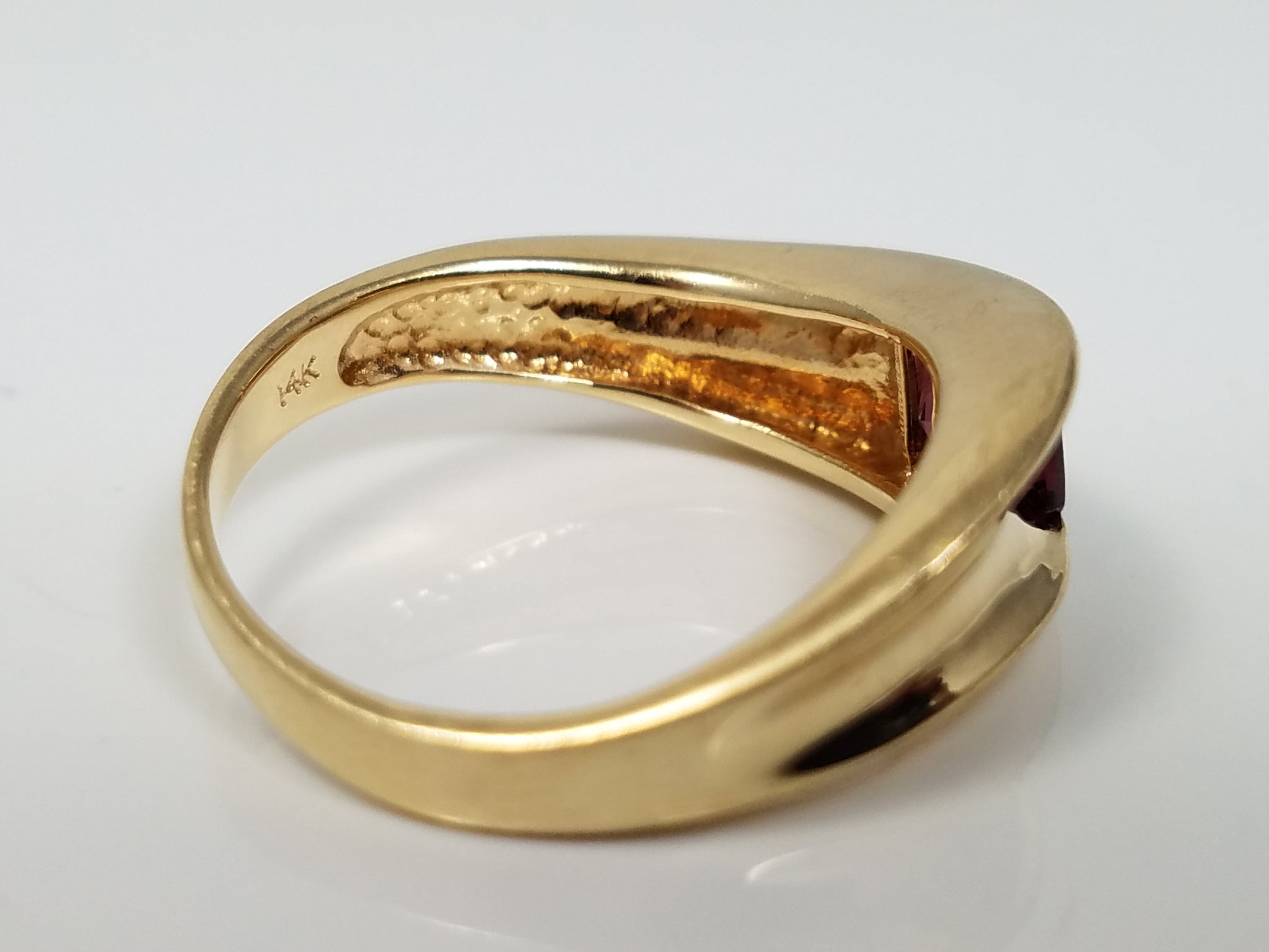 Chic 14k Yellow Gold Natural Garnet Custom Ring