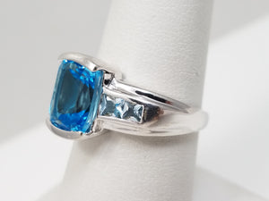 Elegant 14k White Gold Natural Blue Topaz Custom Ring