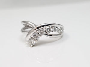 Chic 10k White Gold Natural Diamond Freeform Design Ring