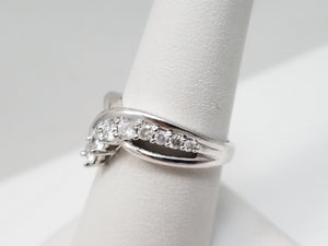 Chic 10k White Gold Natural Diamond Freeform Design Ring