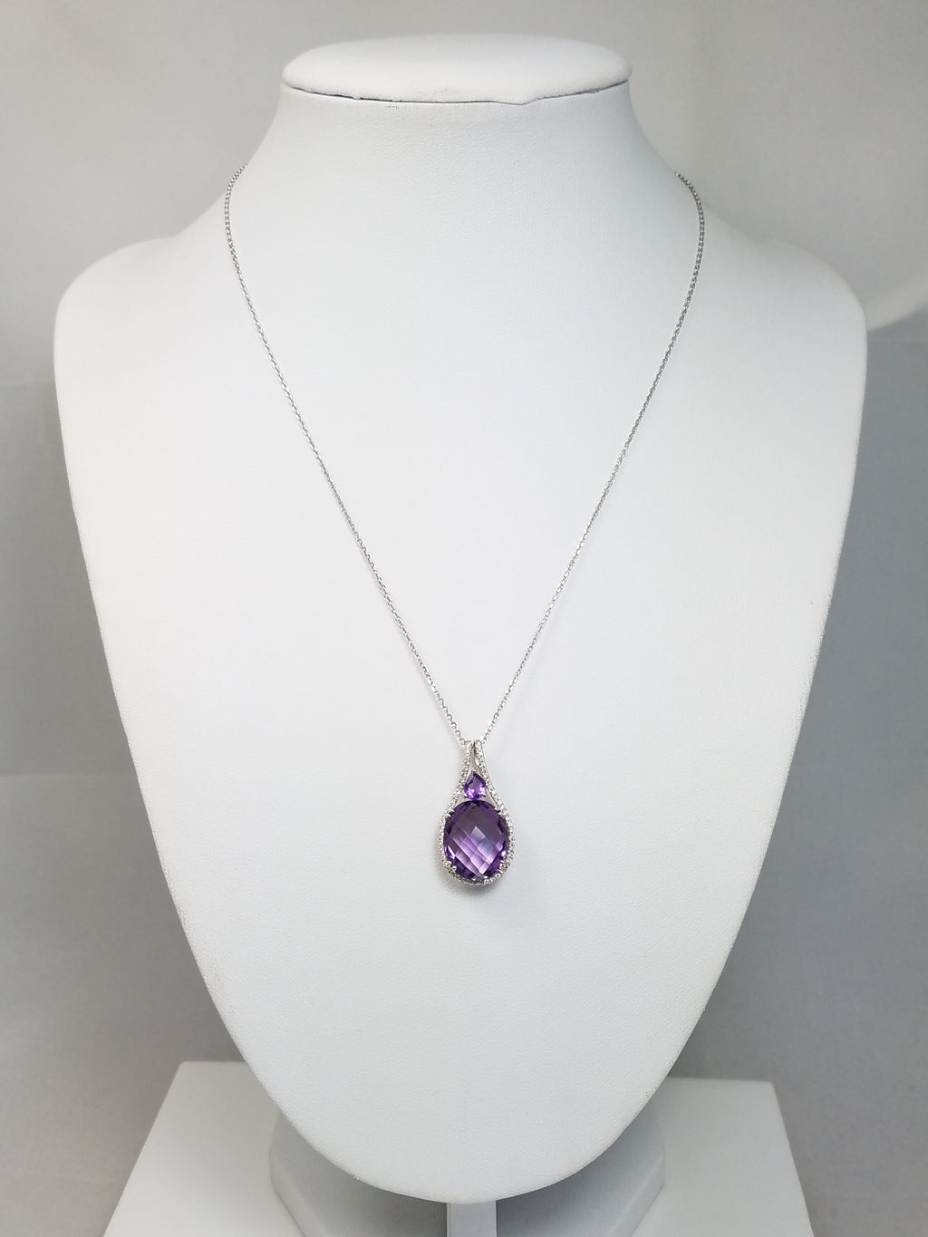 New! 16" Glitzy 14k White Gold Natural Amethyst Diamond Pendant Necklace