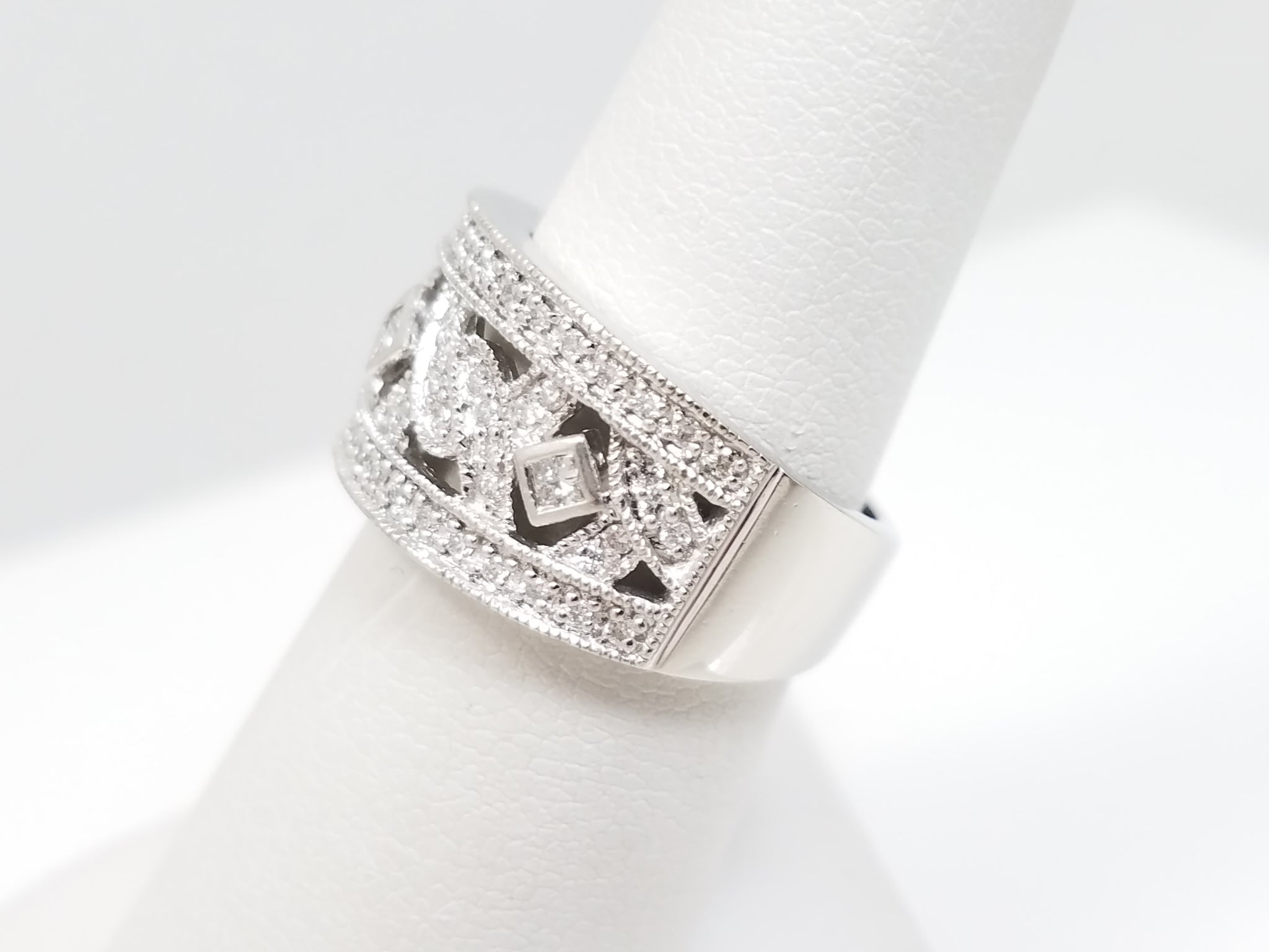 Intricate Natural Diamond Platinum Ring