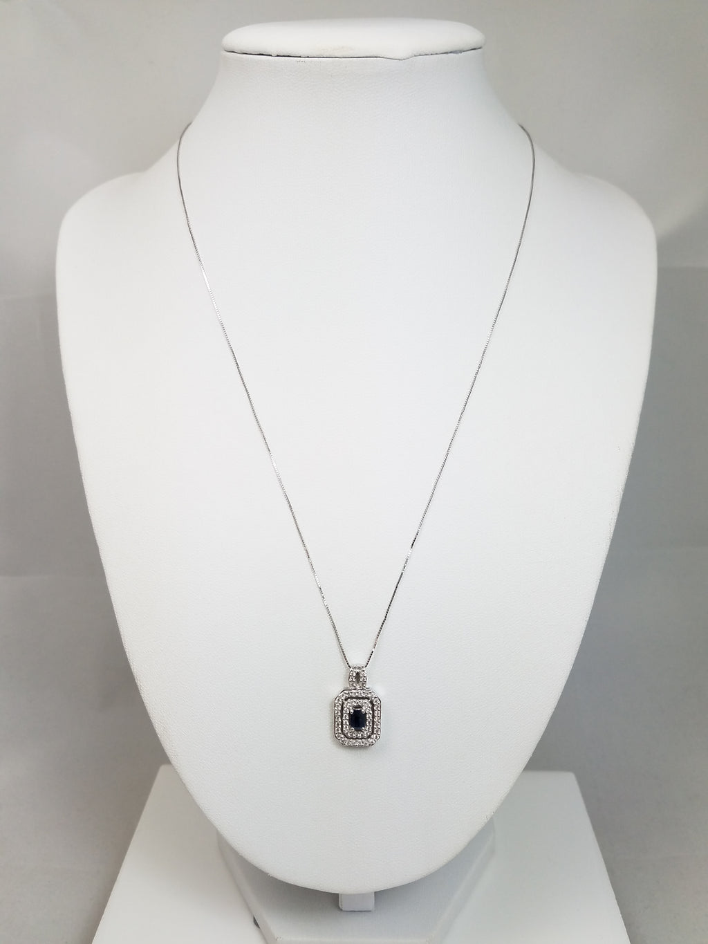 Beautiful Natural Sapphire & Natural Diamond 14k White Gold Pendant 17.5" Necklace