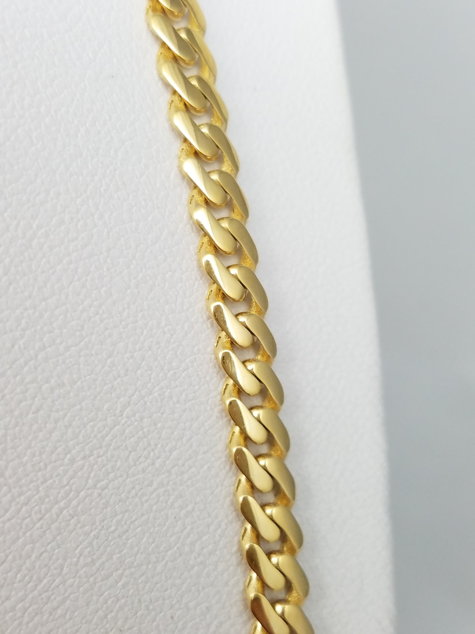 Timeless 10k Yellow Gold Monaco Link 24" Necklace