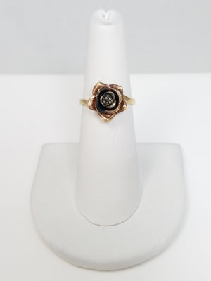 Cute 10k Yellow Gold Natural Diamond Flower Ring