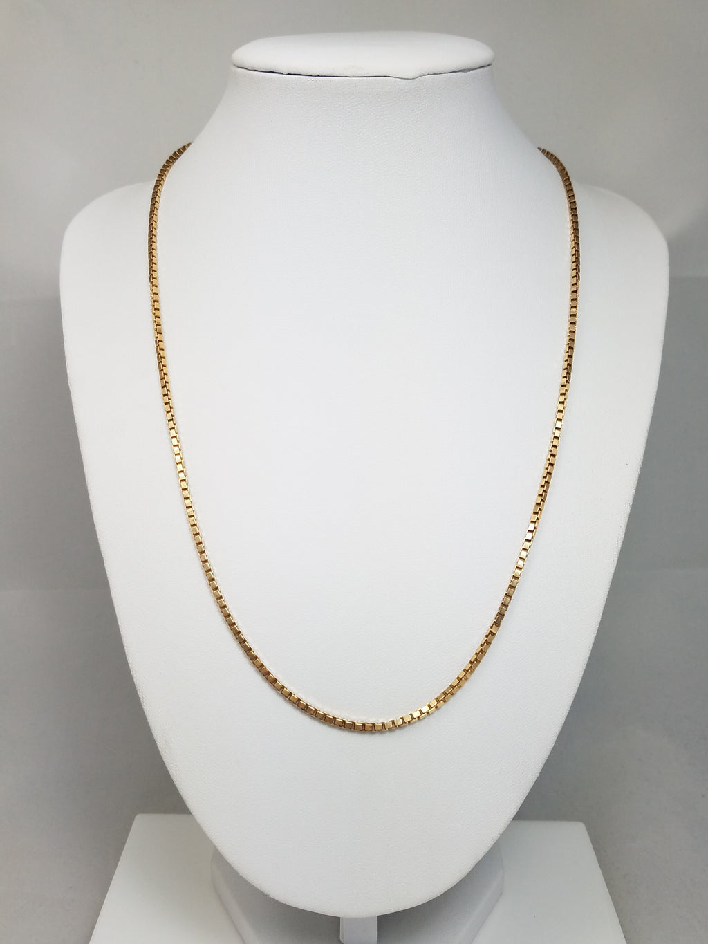 Solid Box Link 20" Necklace in 14k Yellow Gold