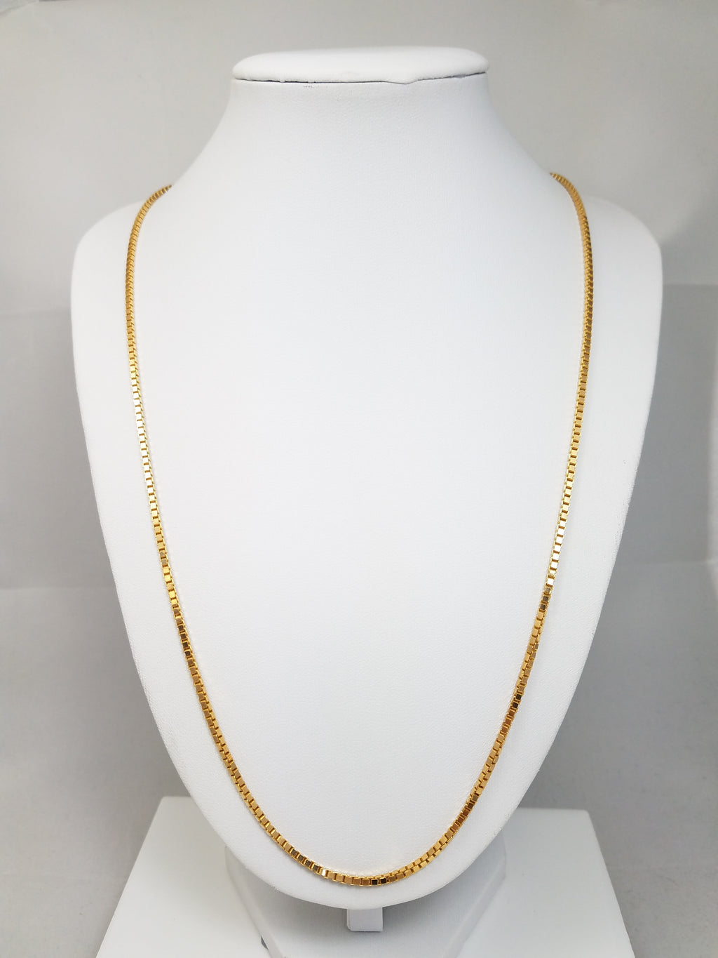 Classic 18k Yellow Gold Solid Box Link 23" Necklace