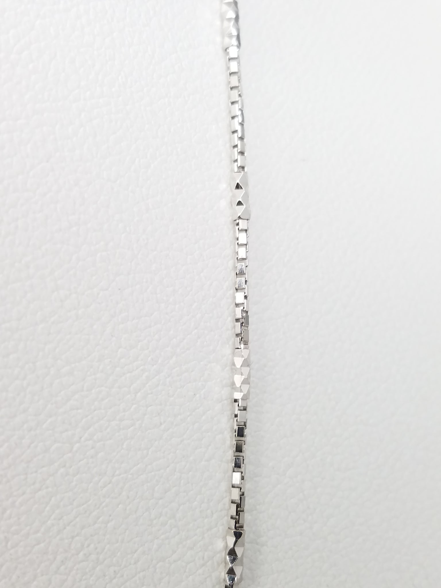 Fancy 18k White Gold Italian Box Link 18" Chain