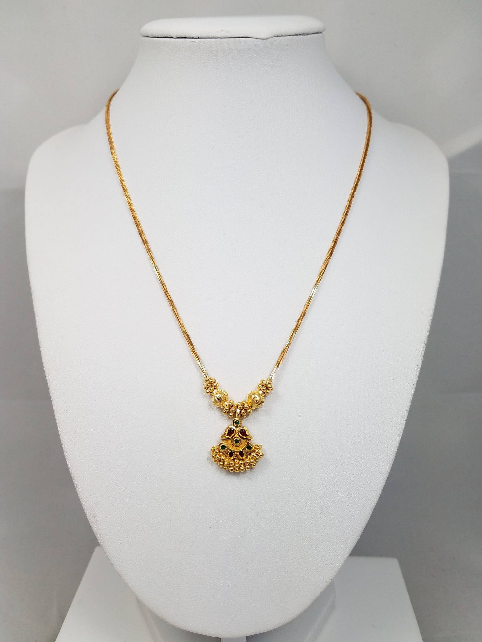 Showy 23k Yellow Gold Pendant Necklace