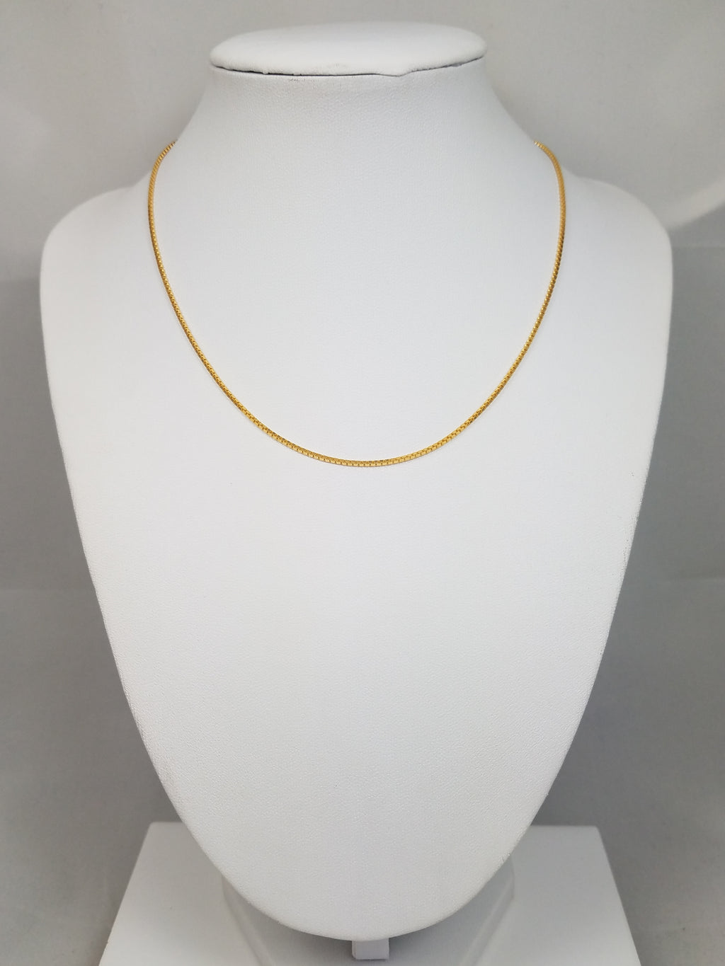 22k Yellow Gold Solid Box Link 14.75" Necklace