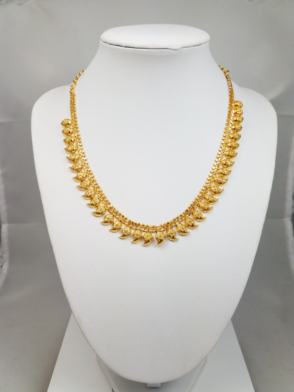 Exotic 17" 22k Yellow Gold Hand Made Adjustable Necklace